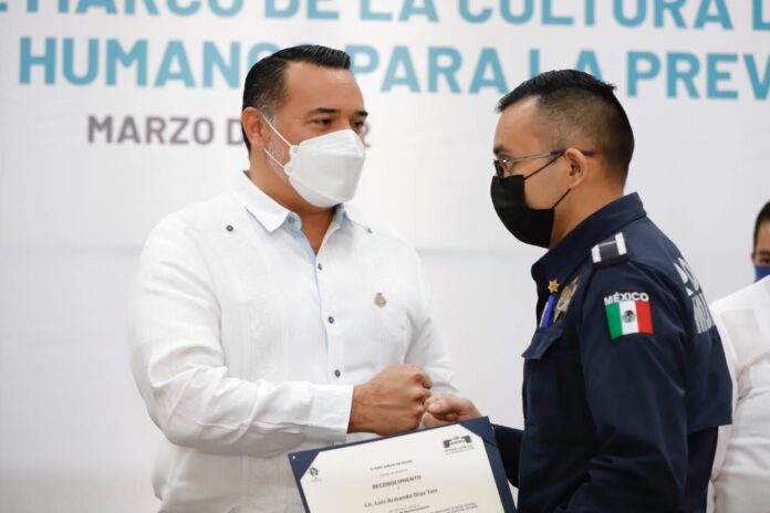 Policia.jpg