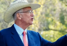 Salinas Pliego sugiere cómo usar tu celular sin CURP: opciones legales en México