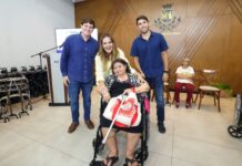 Entregan 90 aparatos ortopédicos en alianza con Pylsa Aceros.