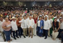 Entregan apoyos para impulsar el campo y la educación
