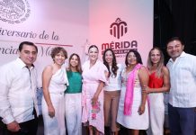 Conmemoran la Independencia de México