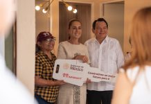 Guadalupe no alcanzaba el puntaje del Infonavit; hoy la Presidenta le entregó las llaves de su casa