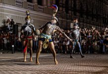 Bailarines, cómicos regionales, cantantes y más artistas se preparan para la fiesta en honor de los finados